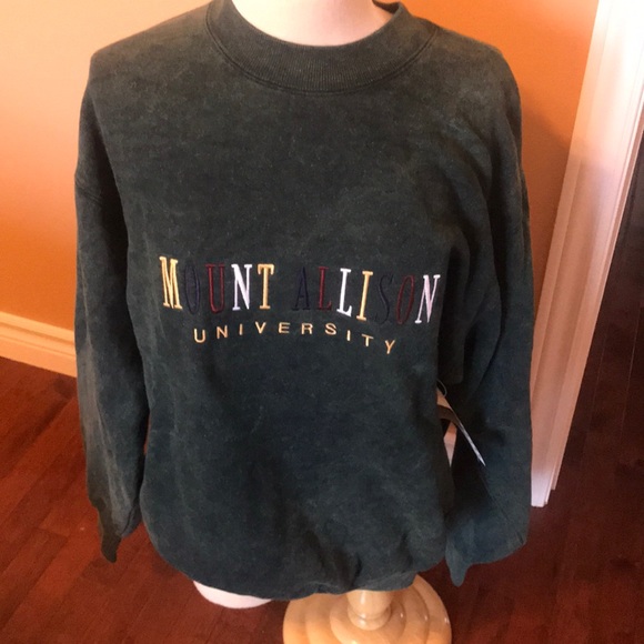 Other - Men’s Mount Allison University sweatshirt